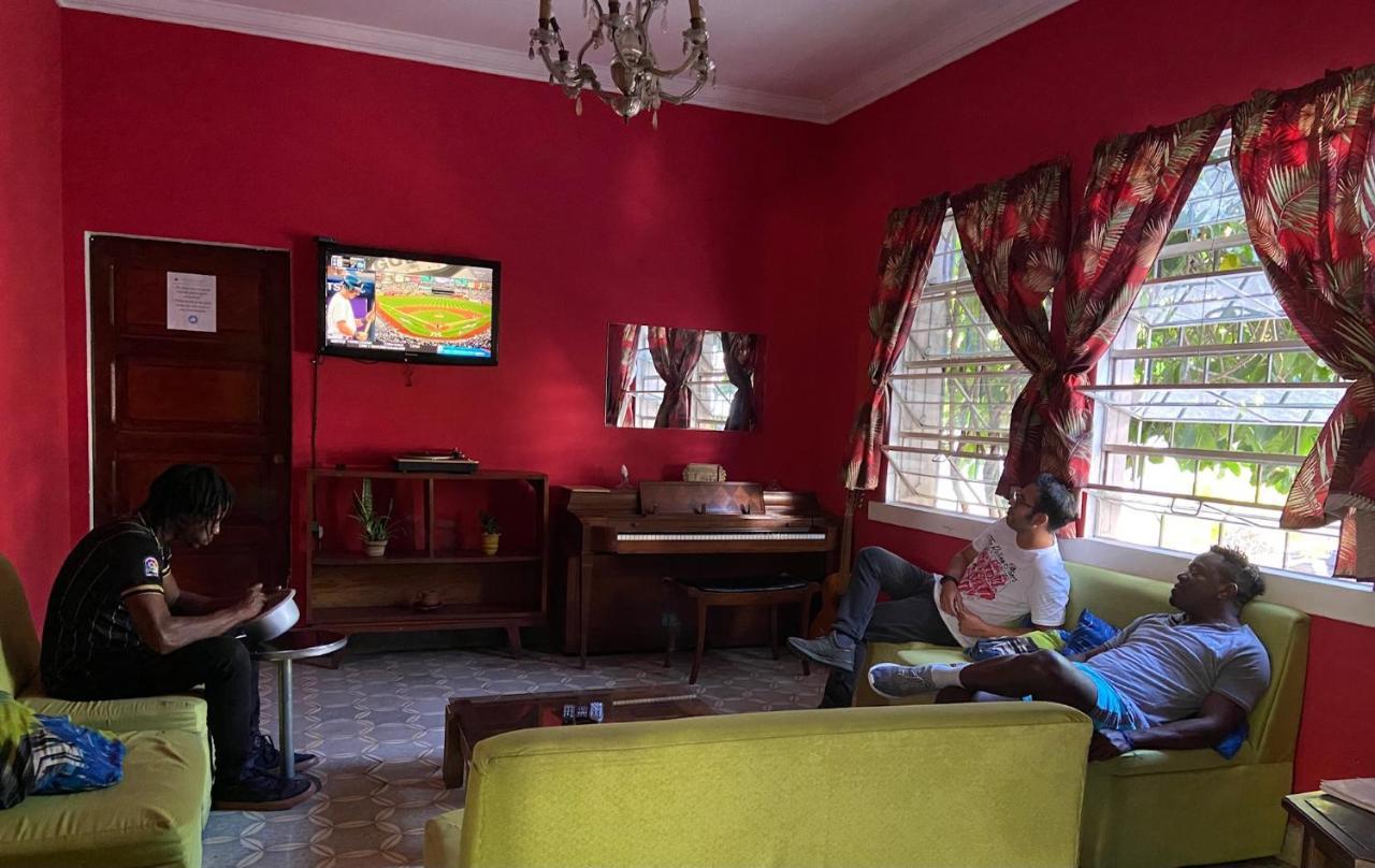 Hostal Cumbres Del Volcan Flor Blanca San Salvador Bagian luar foto