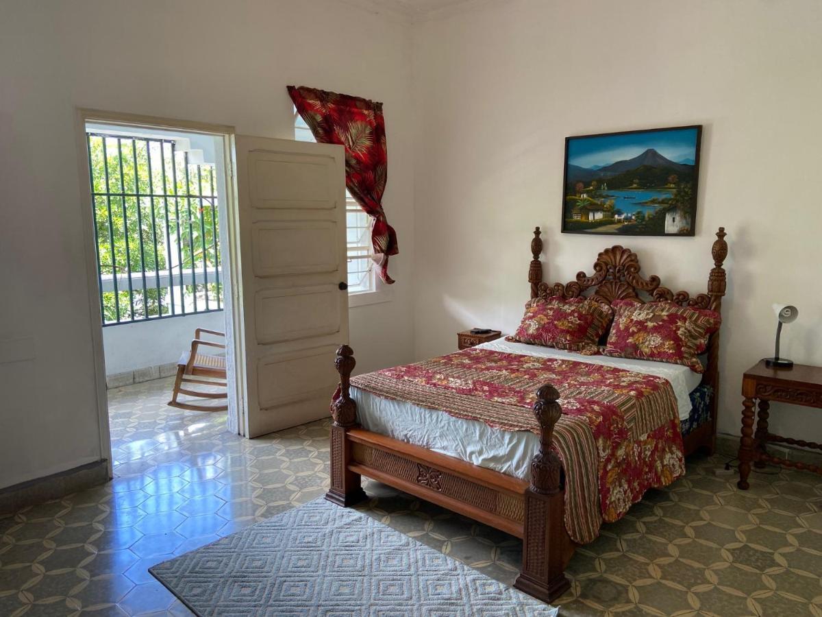Hostal Cumbres Del Volcan Flor Blanca San Salvador Bagian luar foto
